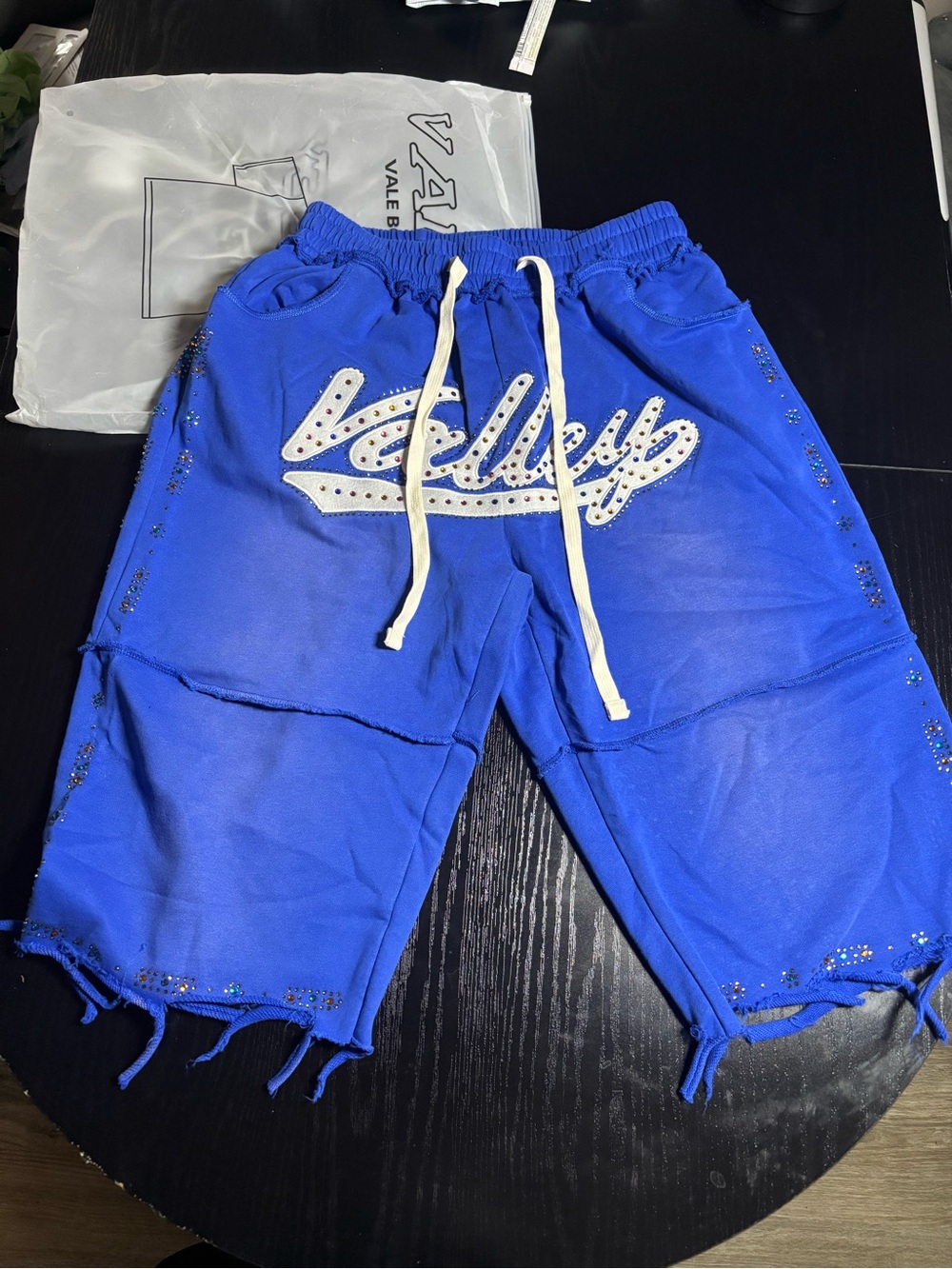 Valleyp Men's Blue Drawstring Distressed Short